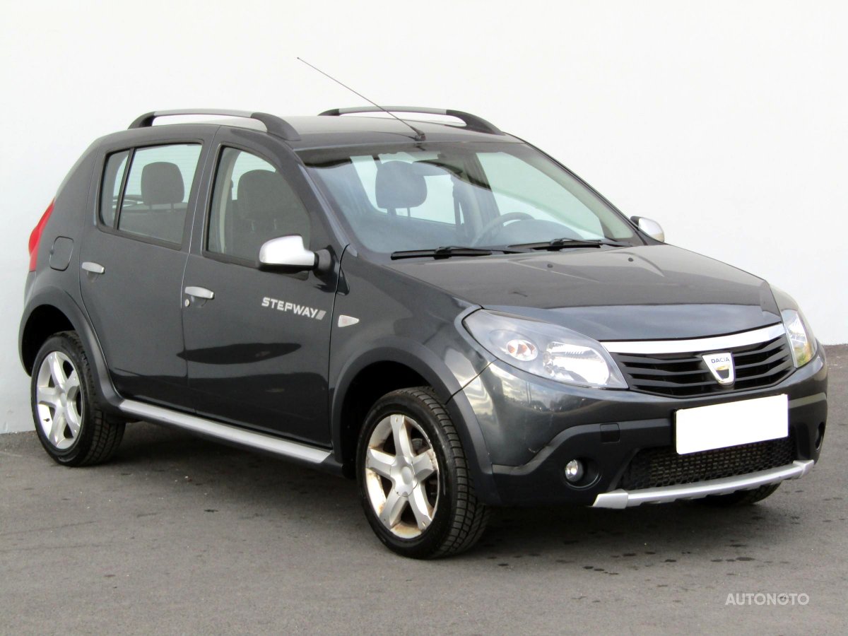 Dacia Sandero, 2011 - celkový pohled