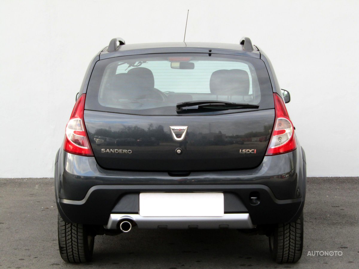 Dacia Sandero, 2011 - pohled č. 6