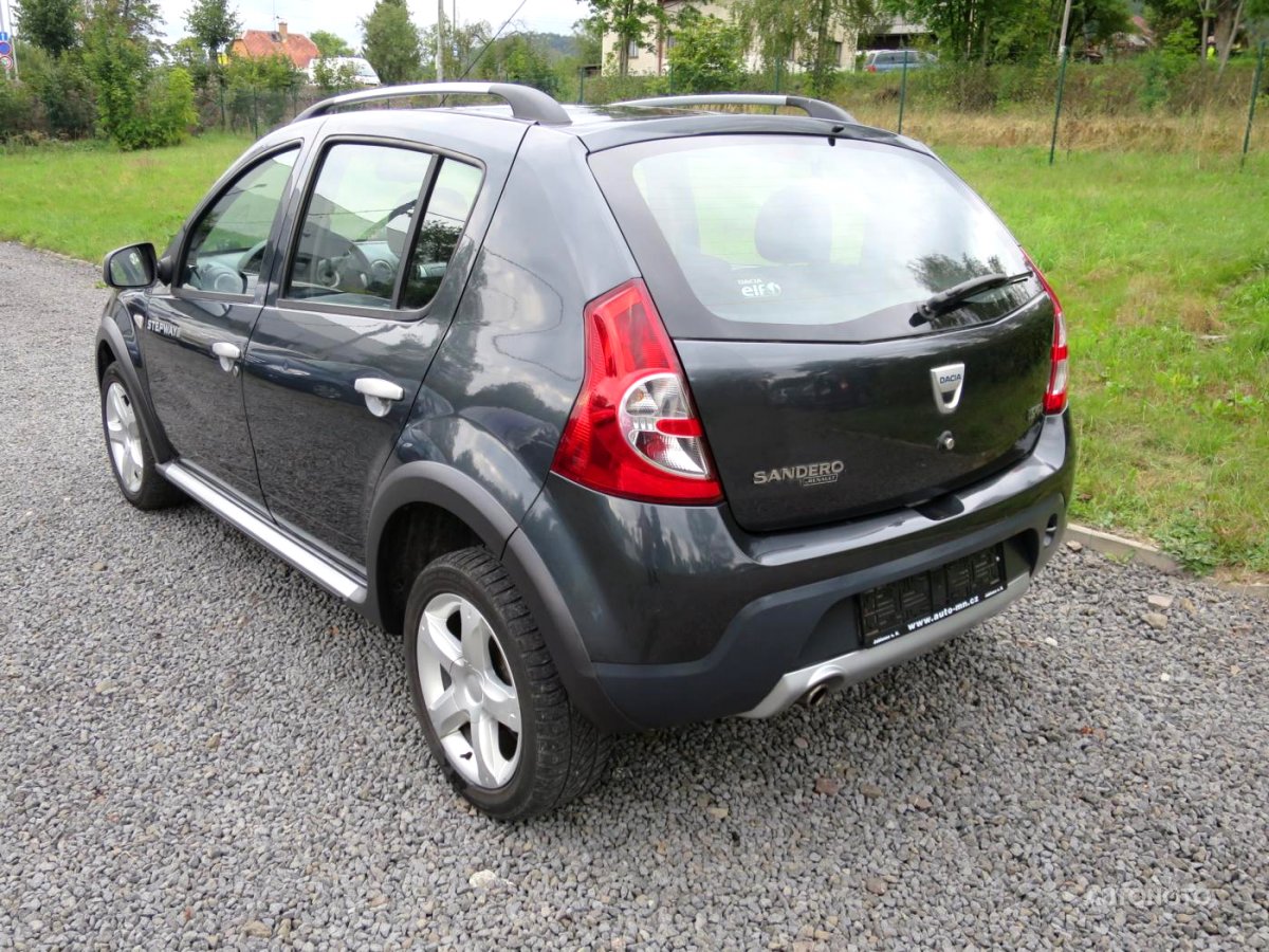 Dacia Sandero, 2009 - pohled č. 3
