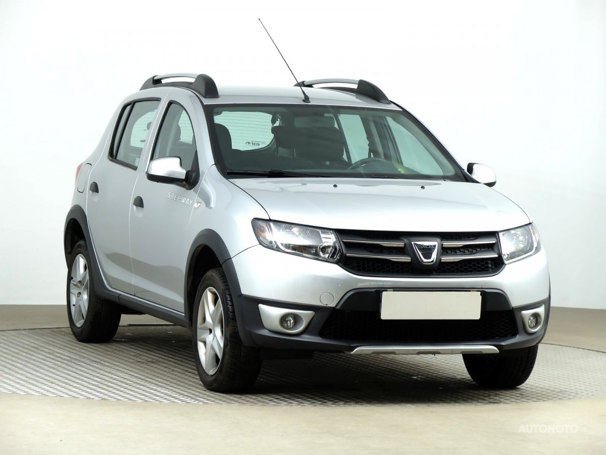 Dacia Sandero, 2015 - celkový pohled