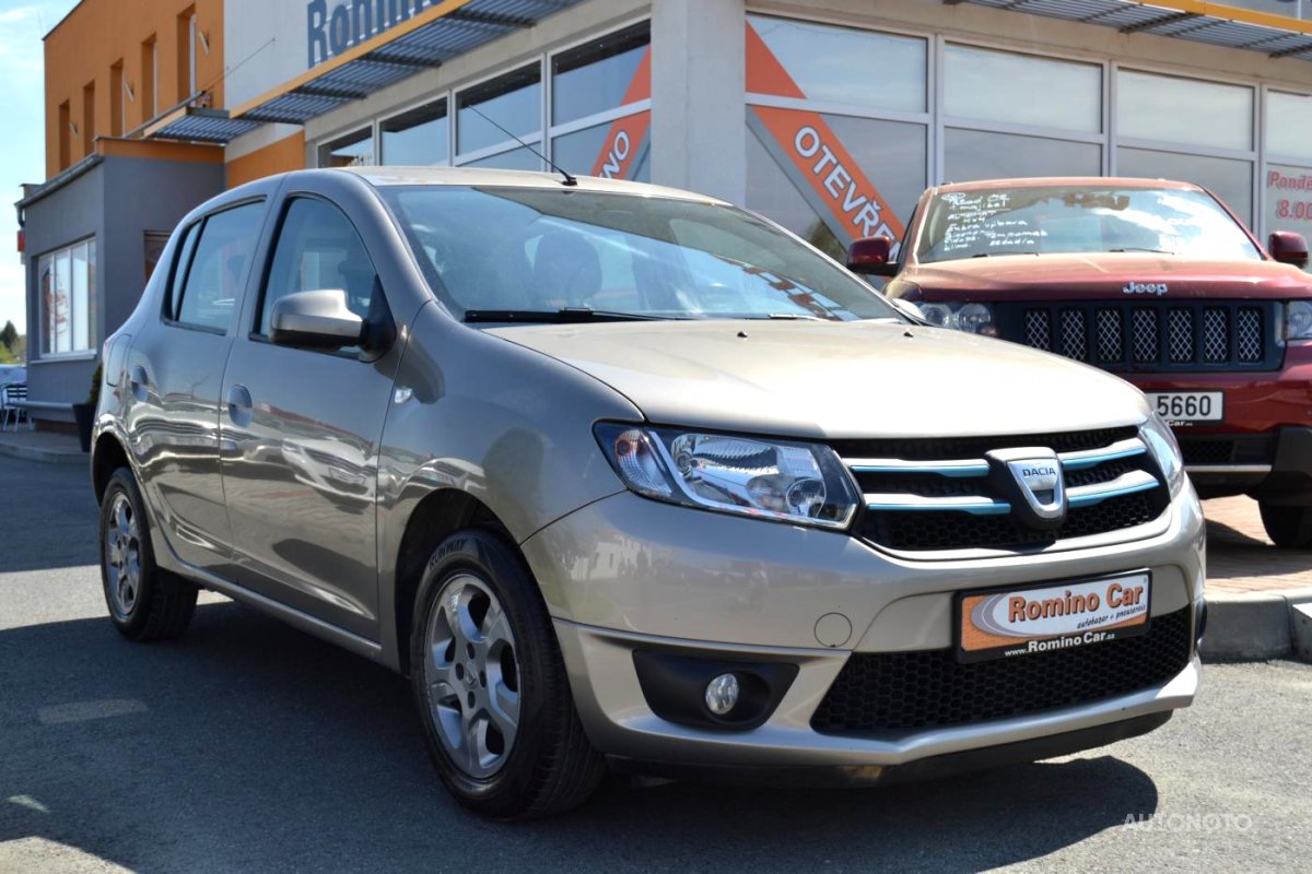 Dacia Sandero, 2015 - celkový pohled