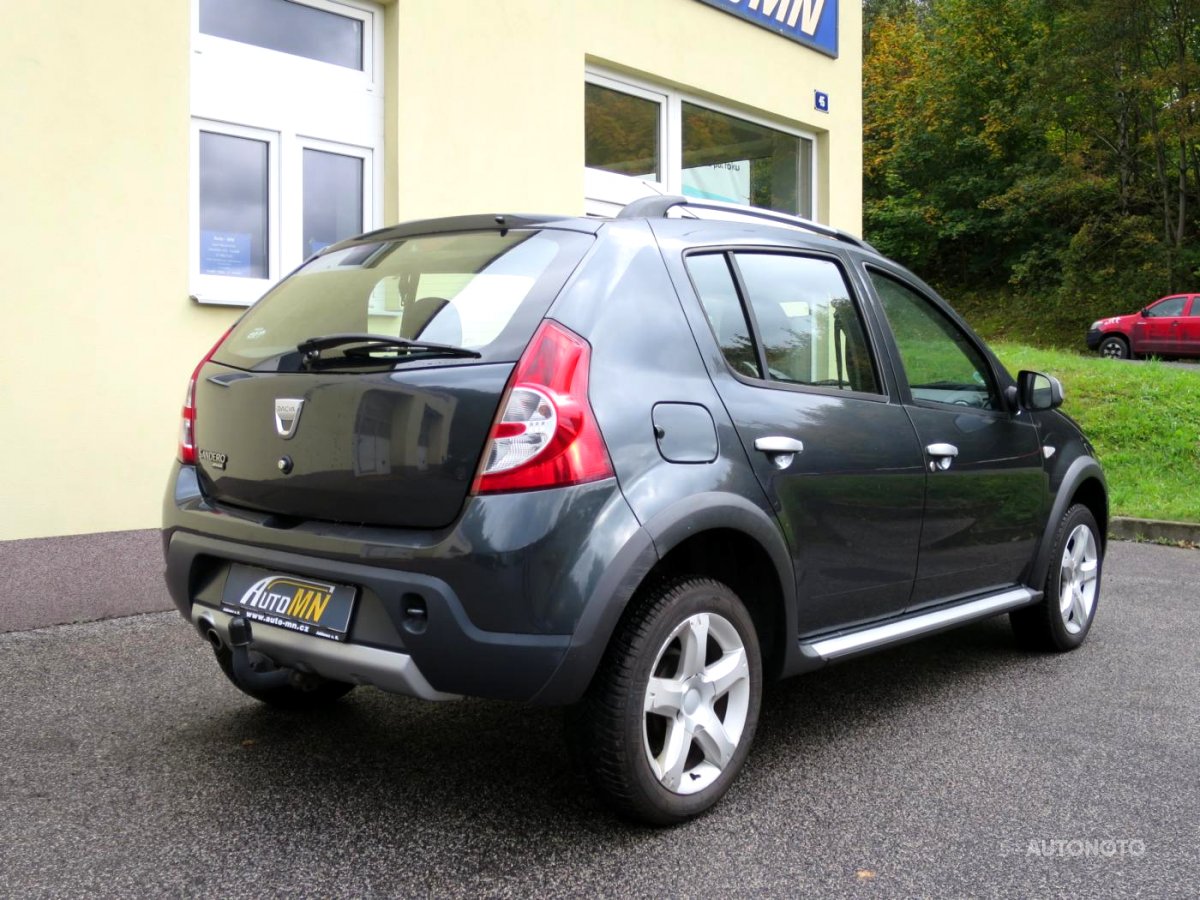 Dacia Sandero, 2010 - pohled č. 3