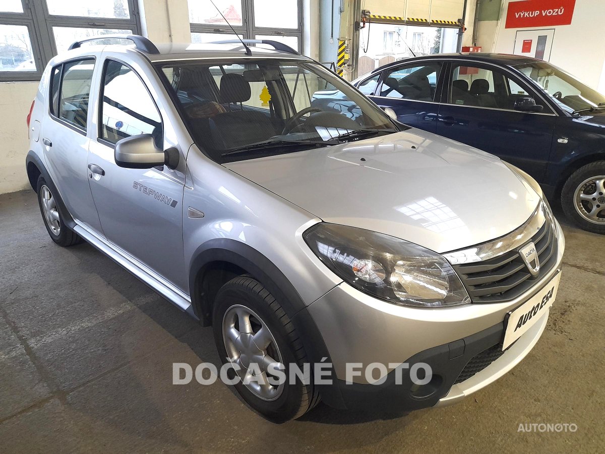 Dacia Sandero, 2010 - celkový pohled