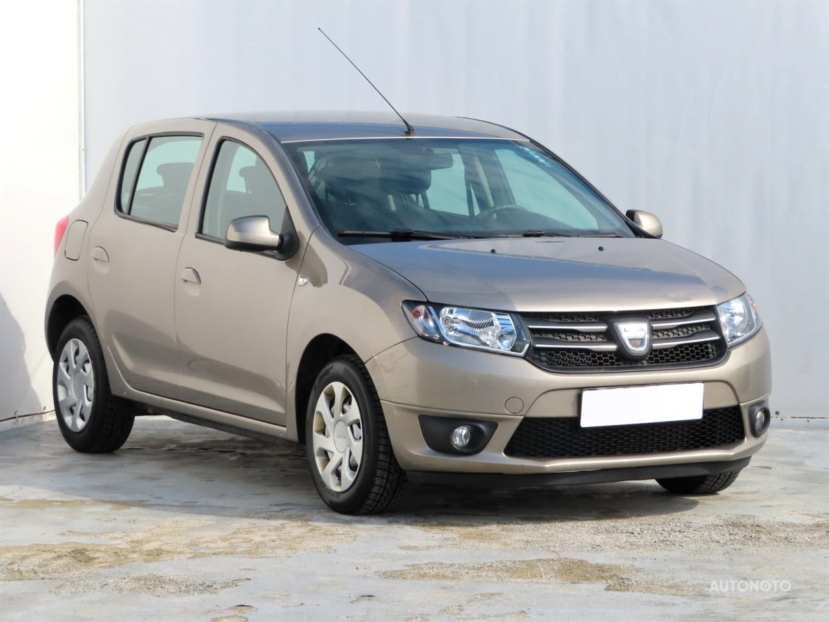 Dacia Sandero, 2015 - celkový pohled