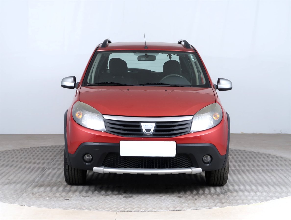 Dacia Sandero, 2011 - pohled č. 2