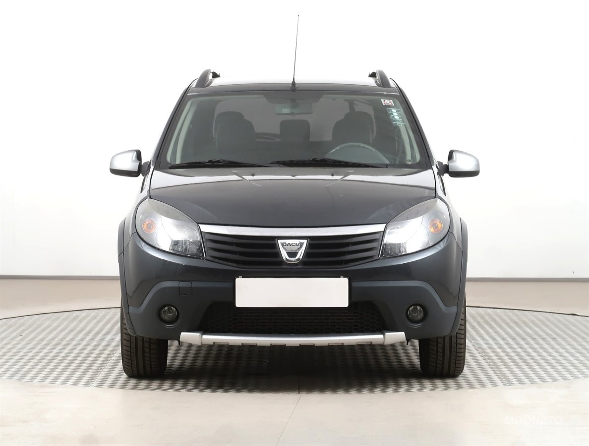 Dacia Sandero, 2010 - pohled č. 2