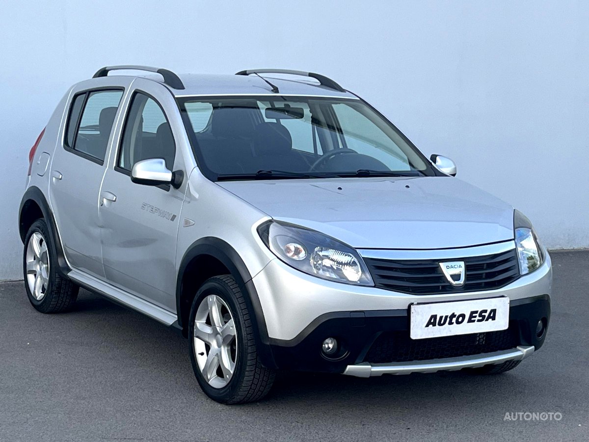 Dacia Sandero, 2012 - celkový pohled