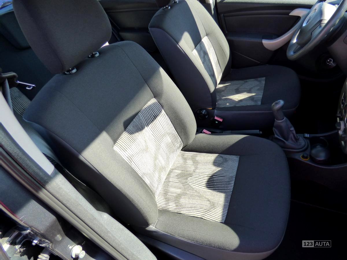 Dacia Sandero, 2010 - pohled č. 16