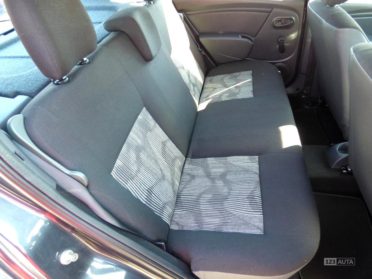 Dacia Sandero, 2010 - pohled č. 17