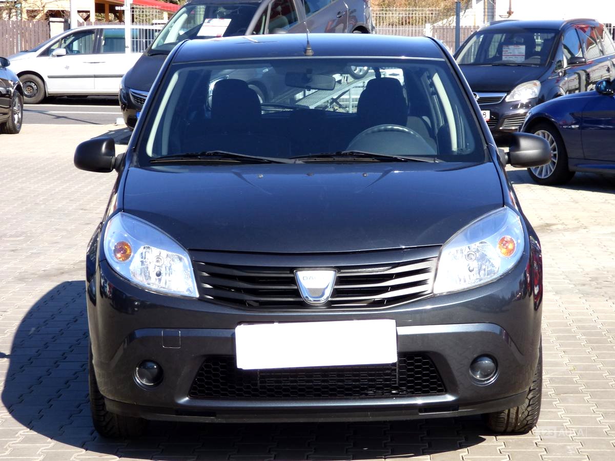 Dacia Sandero, 2010 - pohled č. 2