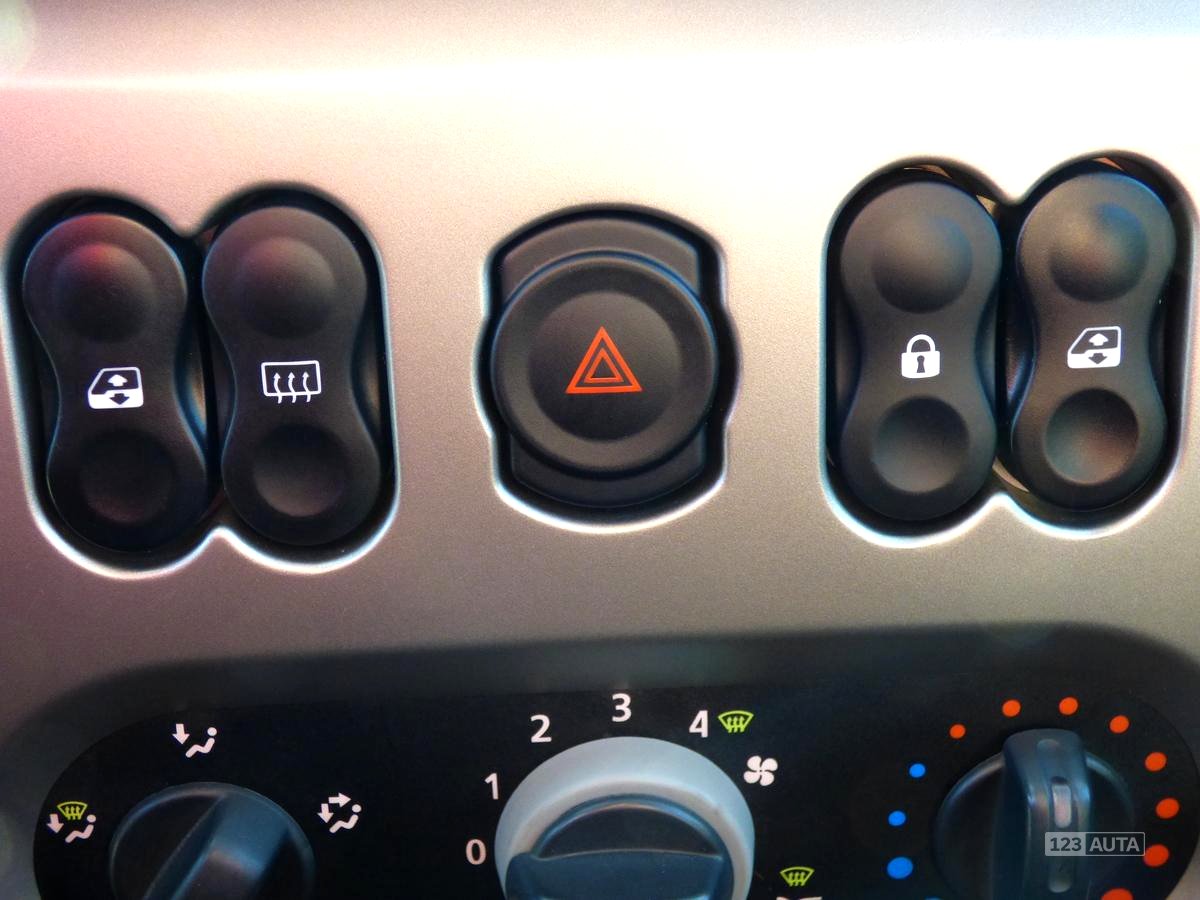 Dacia Sandero, 2010 - pohled č. 20