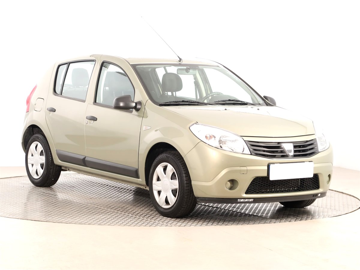 Dacia Sandero, 2008 - celkový pohled