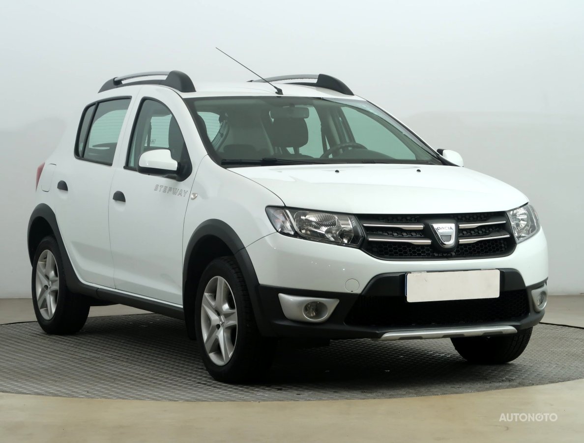 Dacia Sandero, 2015 - celkový pohled