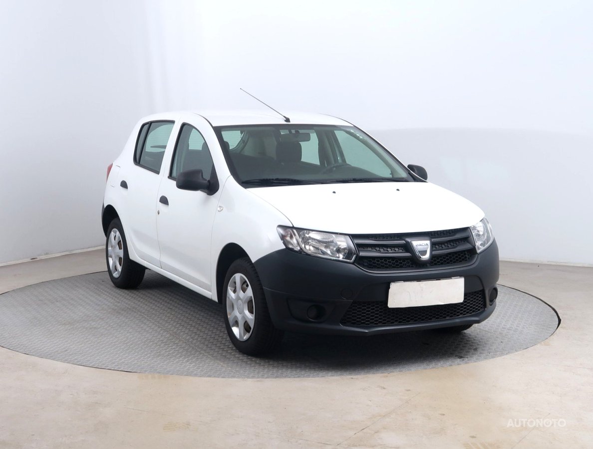 Dacia Sandero, 2012 - celkový pohled