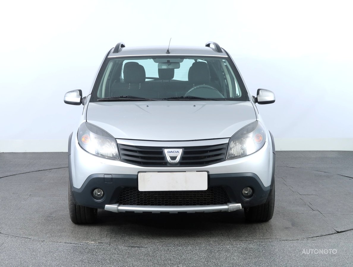 Dacia Sandero, 2009 - pohled č. 2