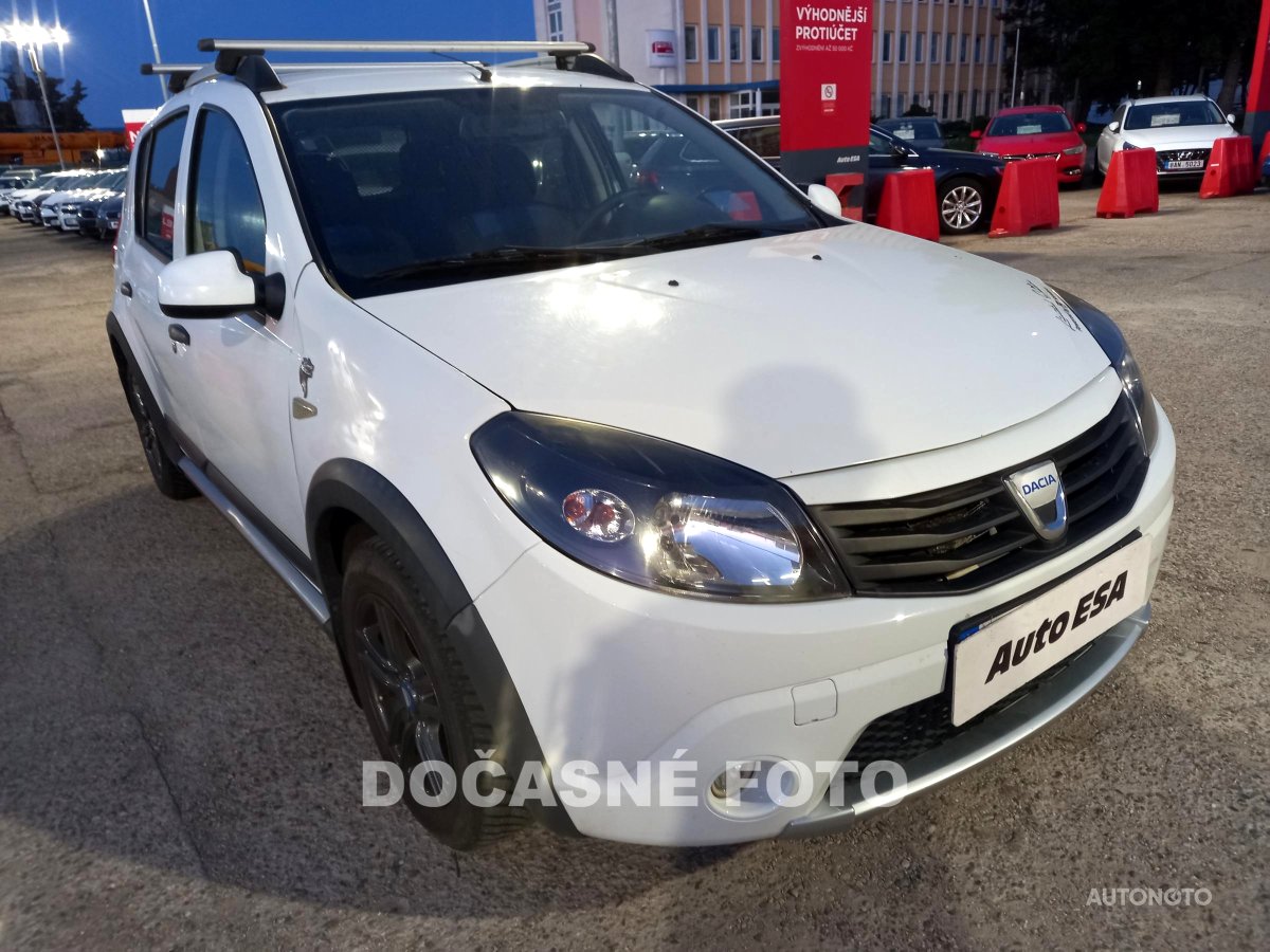 Dacia Sandero, 2010 - celkový pohled