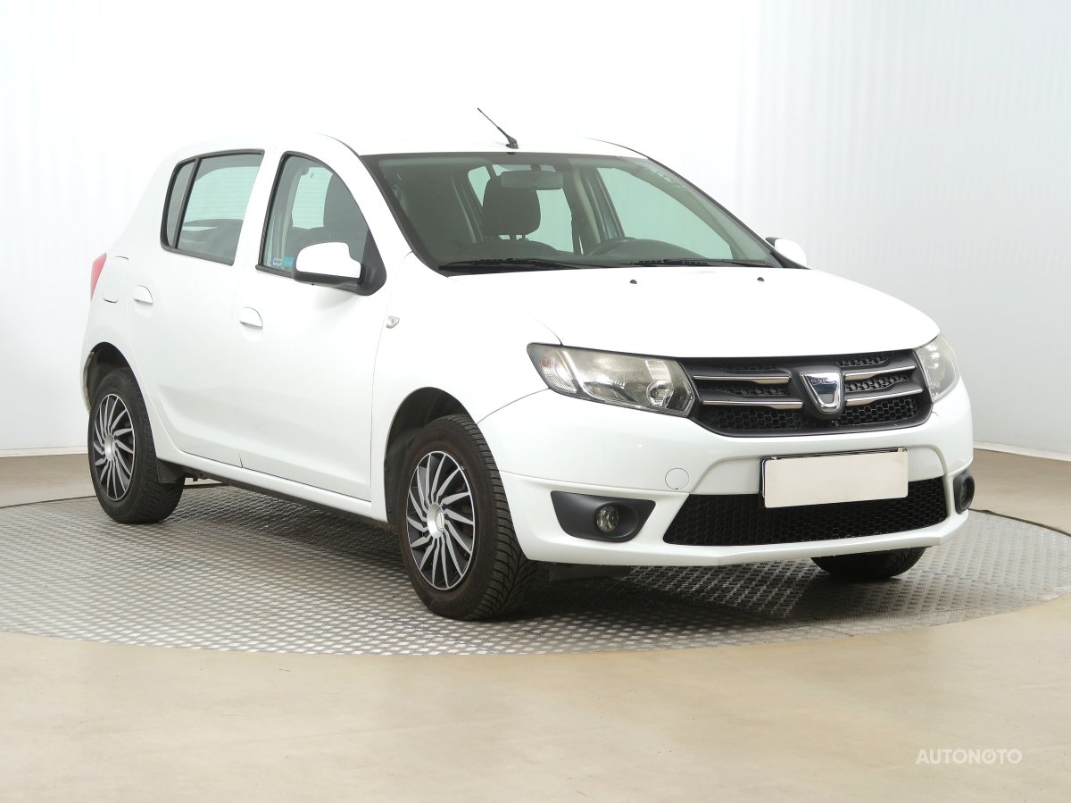 Dacia Sandero, 2013 - celkový pohled