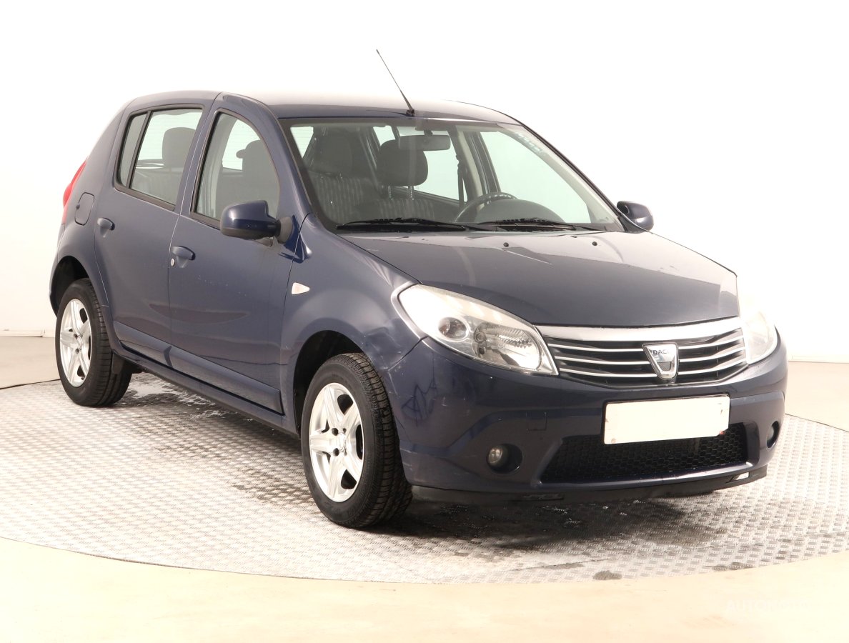 Dacia Sandero, 2012 - celkový pohled