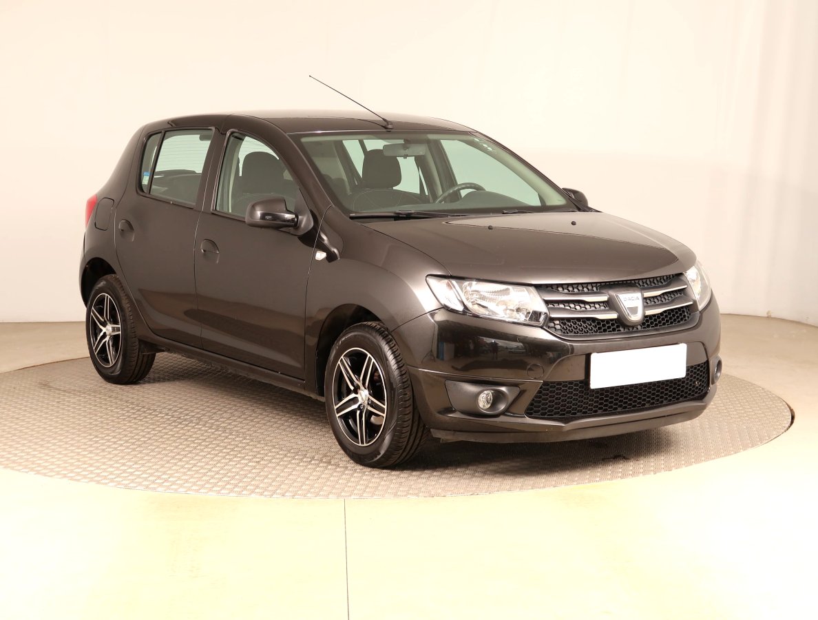 Dacia Sandero, 2015 - celkový pohled