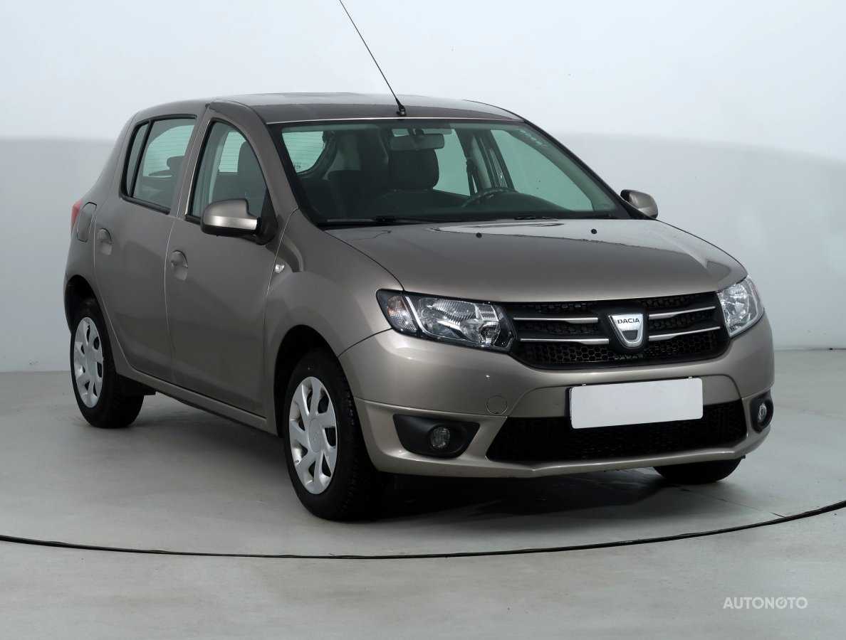 Dacia Sandero, 2015 - celkový pohled