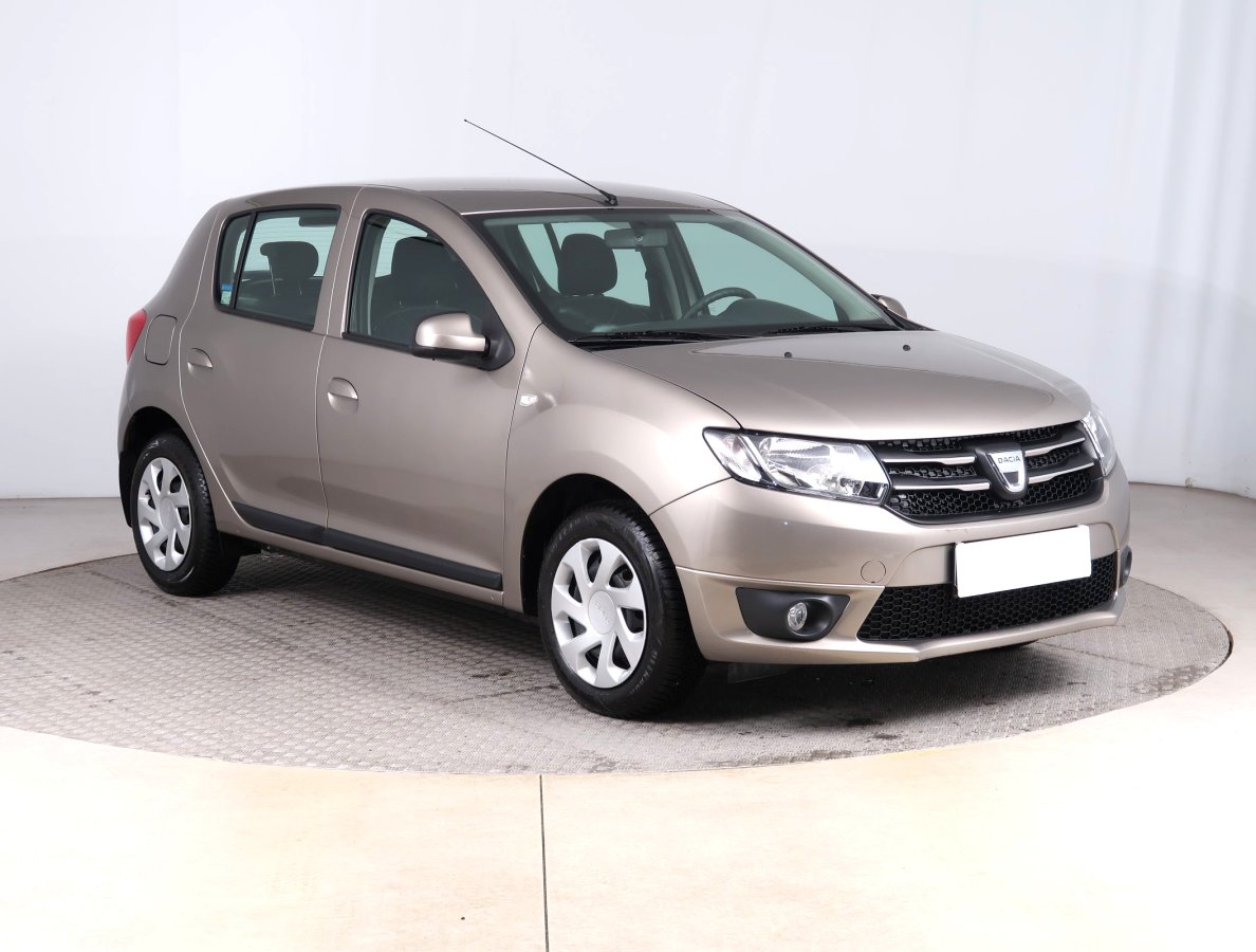 Dacia Sandero, 2015 - celkový pohled