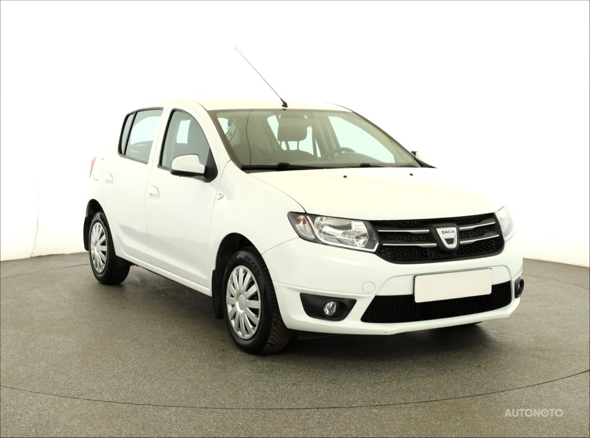 Dacia Sandero, 2015 - celkový pohled