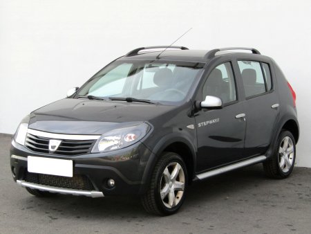 Dacia Sandero, 2011 - pohled č. 3