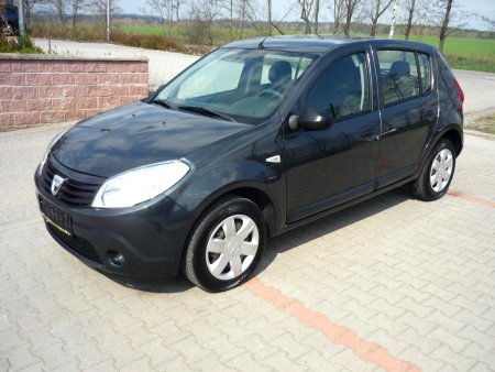 Dacia Sandero, 2010 - pohled č. 2