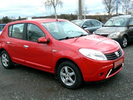 Alfa Romeo 147, 2004 - pohled č. 2