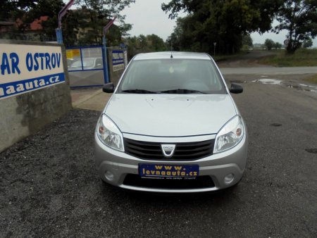 Dacia Sandero, 2009 - pohled č. 2