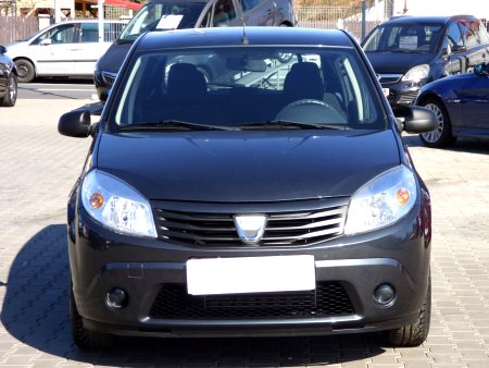 Dacia Sandero, 2010 - pohled č. 2