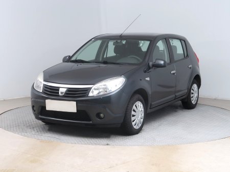 Dacia Sandero, 2011 - pohled č. 3