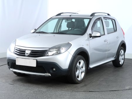 Dacia Sandero, 2009 - pohled č. 3