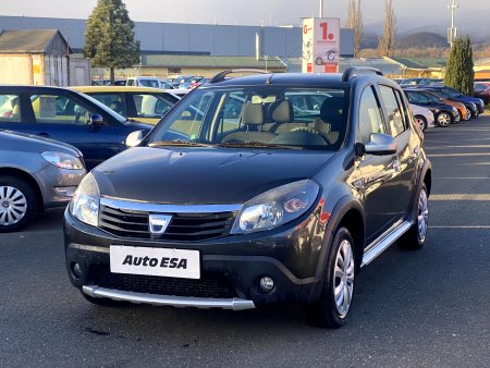 Dacia Sandero, 2011 - pohled č. 3