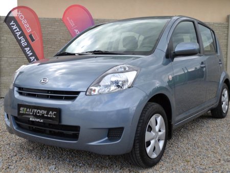 Daihatsu Sirion 1.0 i 51KW Top