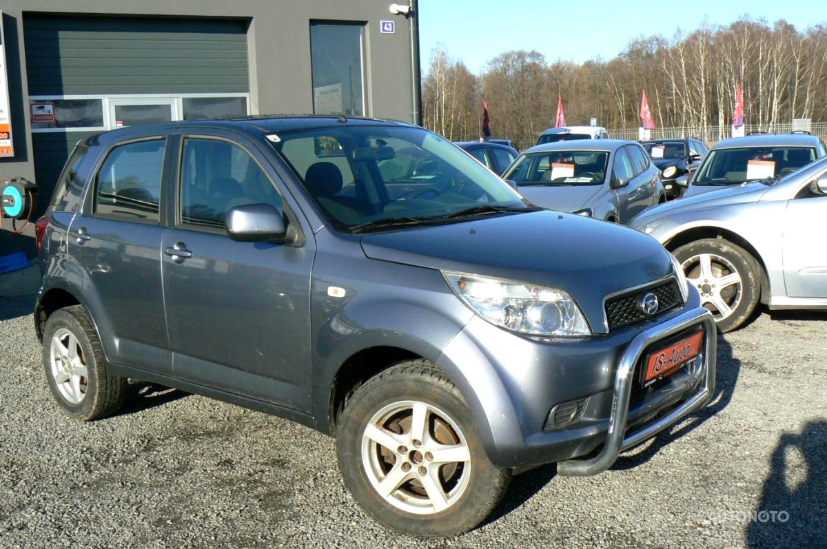 Mercedes-Benz Třídy E, 2005 - pohled č. 2