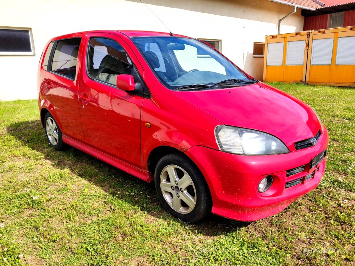 Daihatsu YRV, 2002 - pohled č. 3