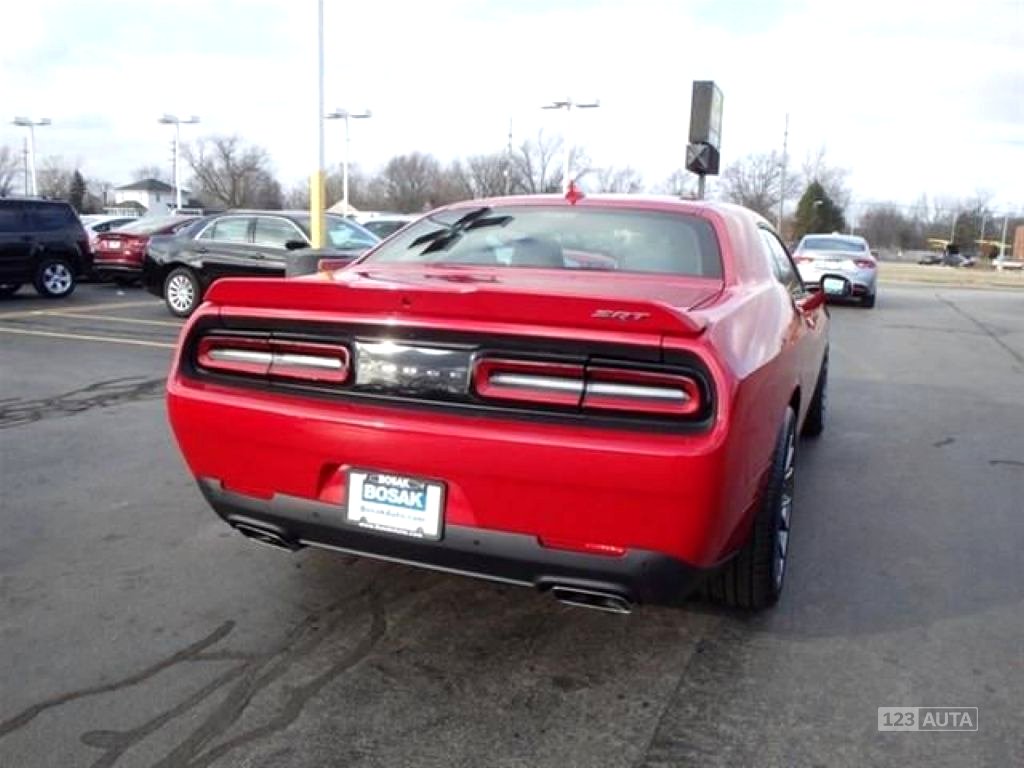 Dodge Challenger, 2020 - pohled č. 6