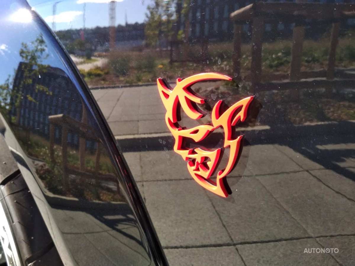 Dodge Challenger, 2018 - pohled č. 4