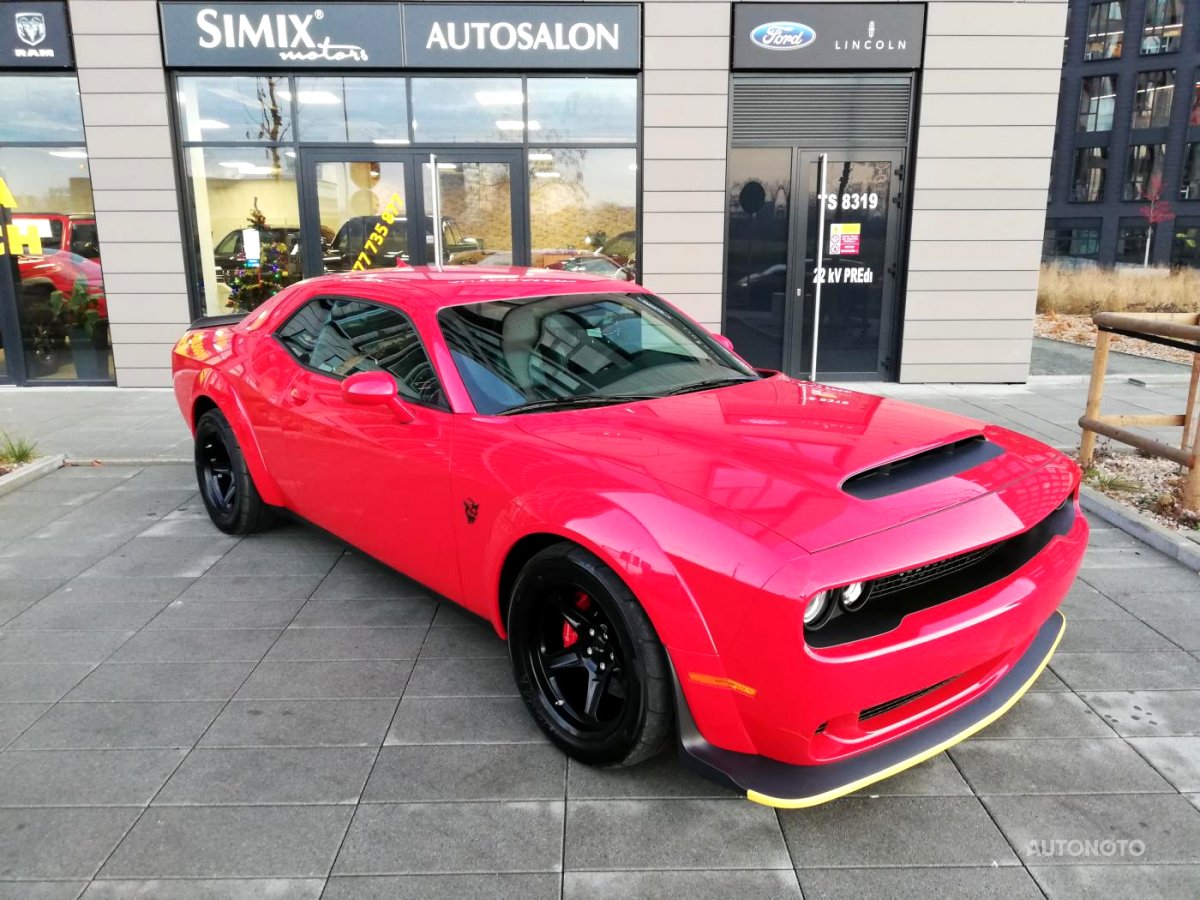 Dodge Challenger, 2018 - celkový pohled