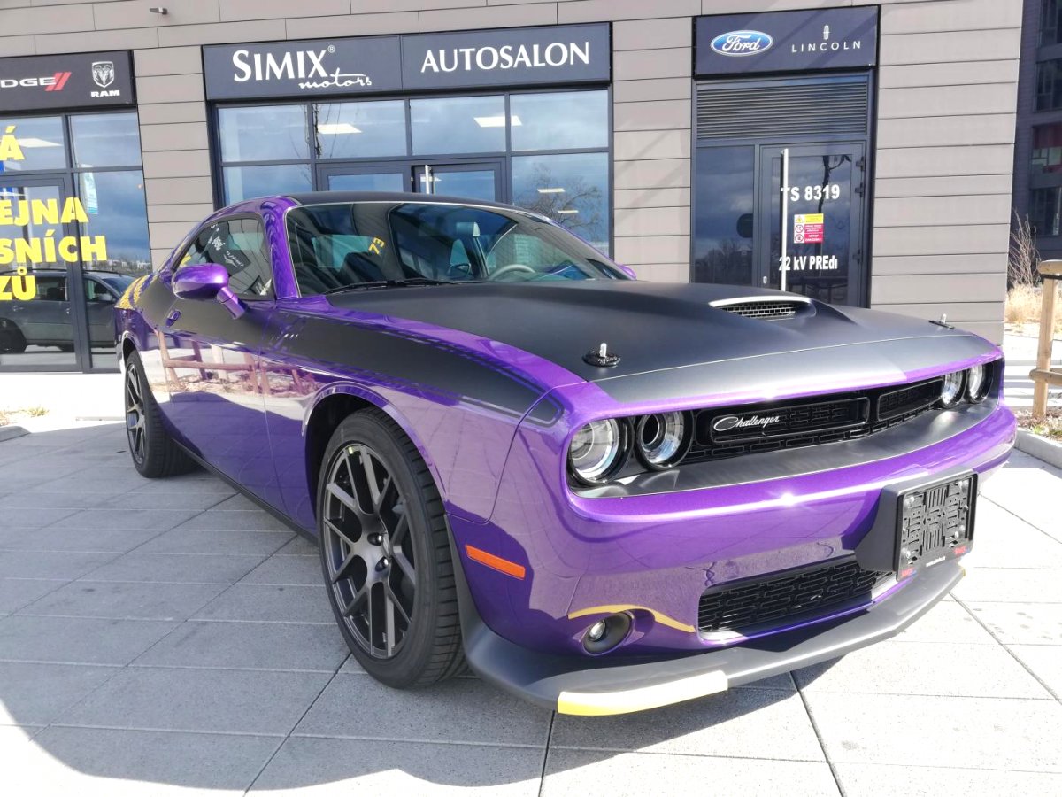 Dodge Challenger, 2019 - celkový pohled