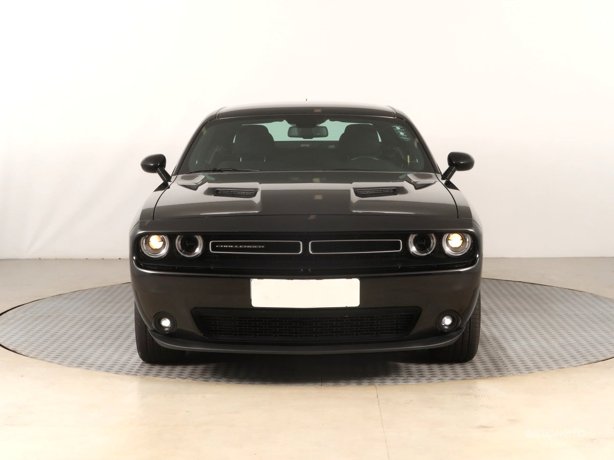 Dodge Challenger, 2023 - pohled č. 2
