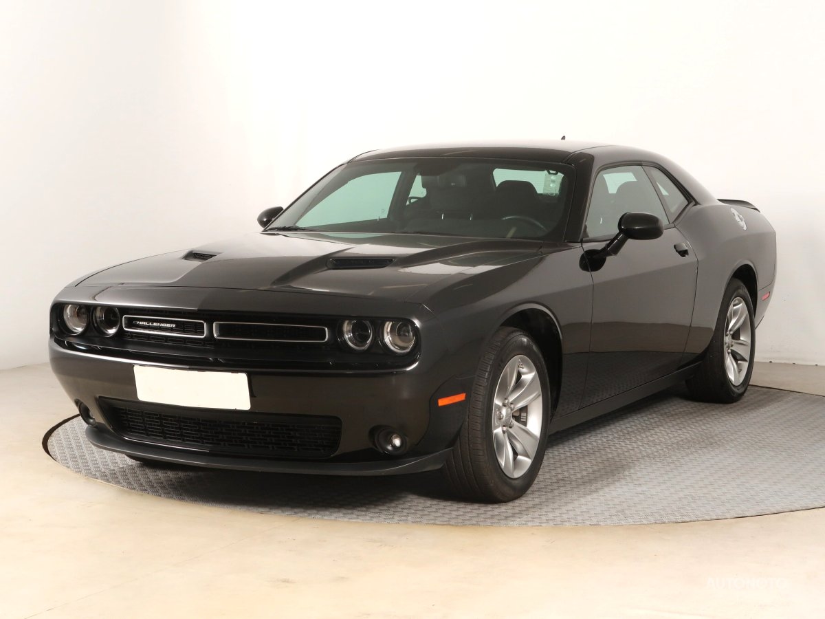 Dodge Challenger, 2023 - pohled č. 3