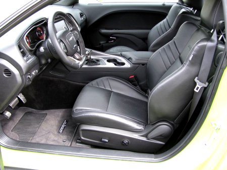 Dodge Challenger, 2020 - pohled č. 10