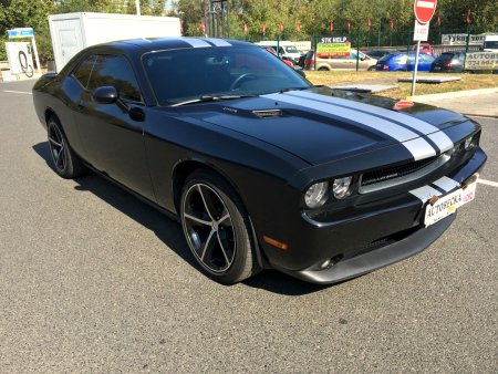 Dodge Challenger 5,7 V8 HEMI R/T