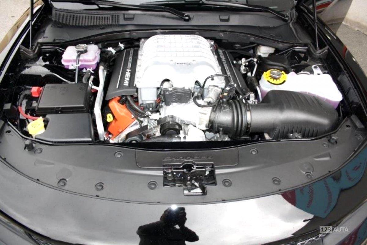 Dodge Charger, 2016 - pohled č. 9