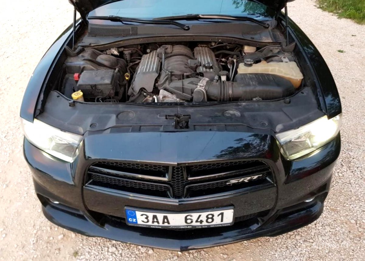 Dodge Charger, 2012 - pohled č. 2