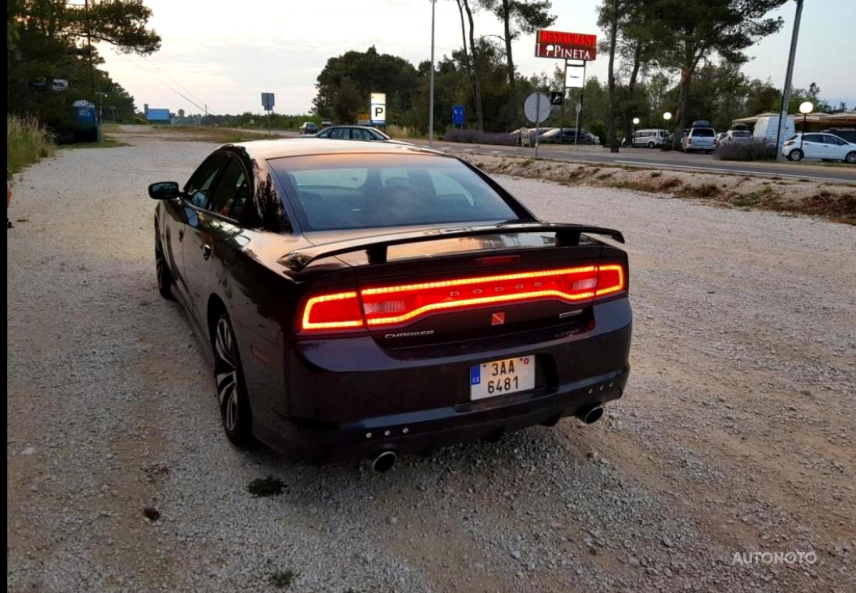 Dodge Charger, 2012 - pohled č. 3