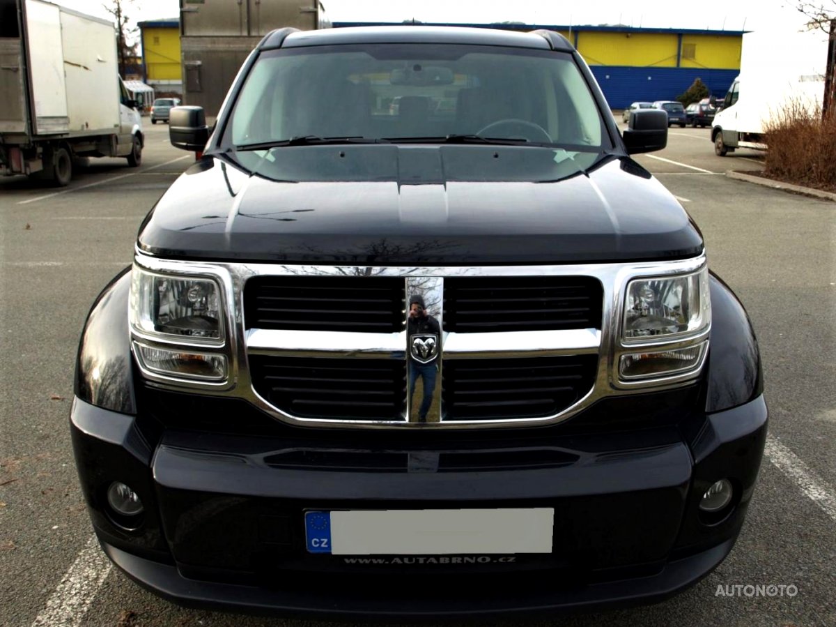 Dodge Nitro, 2009 - pohled č. 2