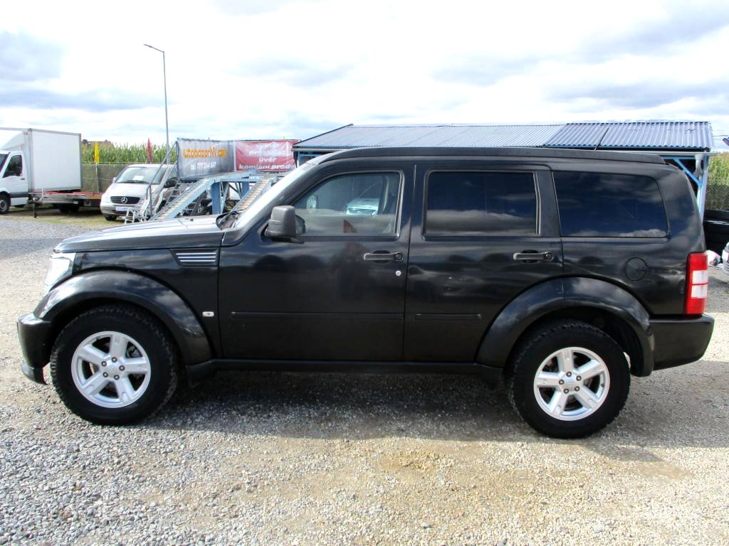 Dodge Nitro, 2008 - pohled č. 2